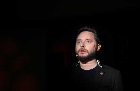 Международная выставка-форум "Россия"
Концерт "Настоящие" . Павильон №58 (Музей славянской письменности "Слово")
Александр Антипов, поэт
Место: Россия, Москва. Автор: Рамиль Ситдиков/РИА Новости. Выставка "Россия". Концерт "Настоящие"