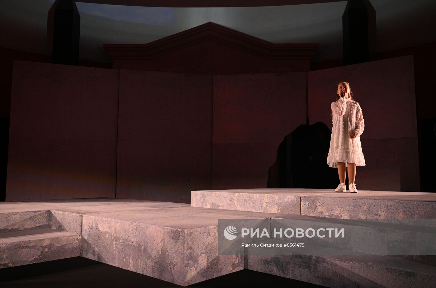 Выставка "Россия". Концерт "Настоящие"