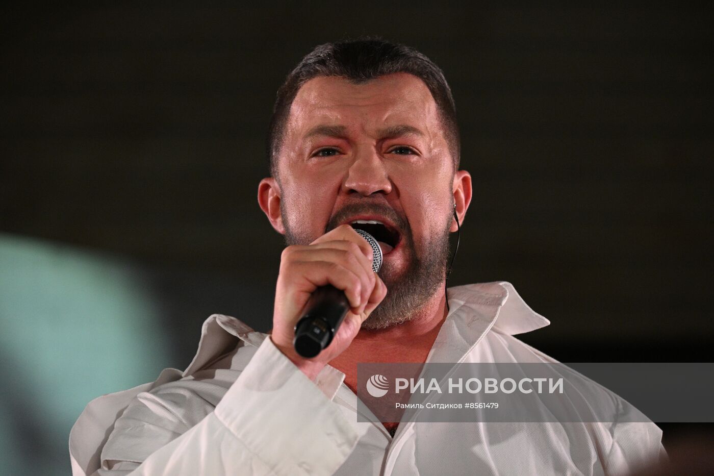 Выставка "Россия". Концерт "Настоящие"