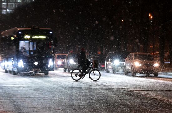 Снег в Москве