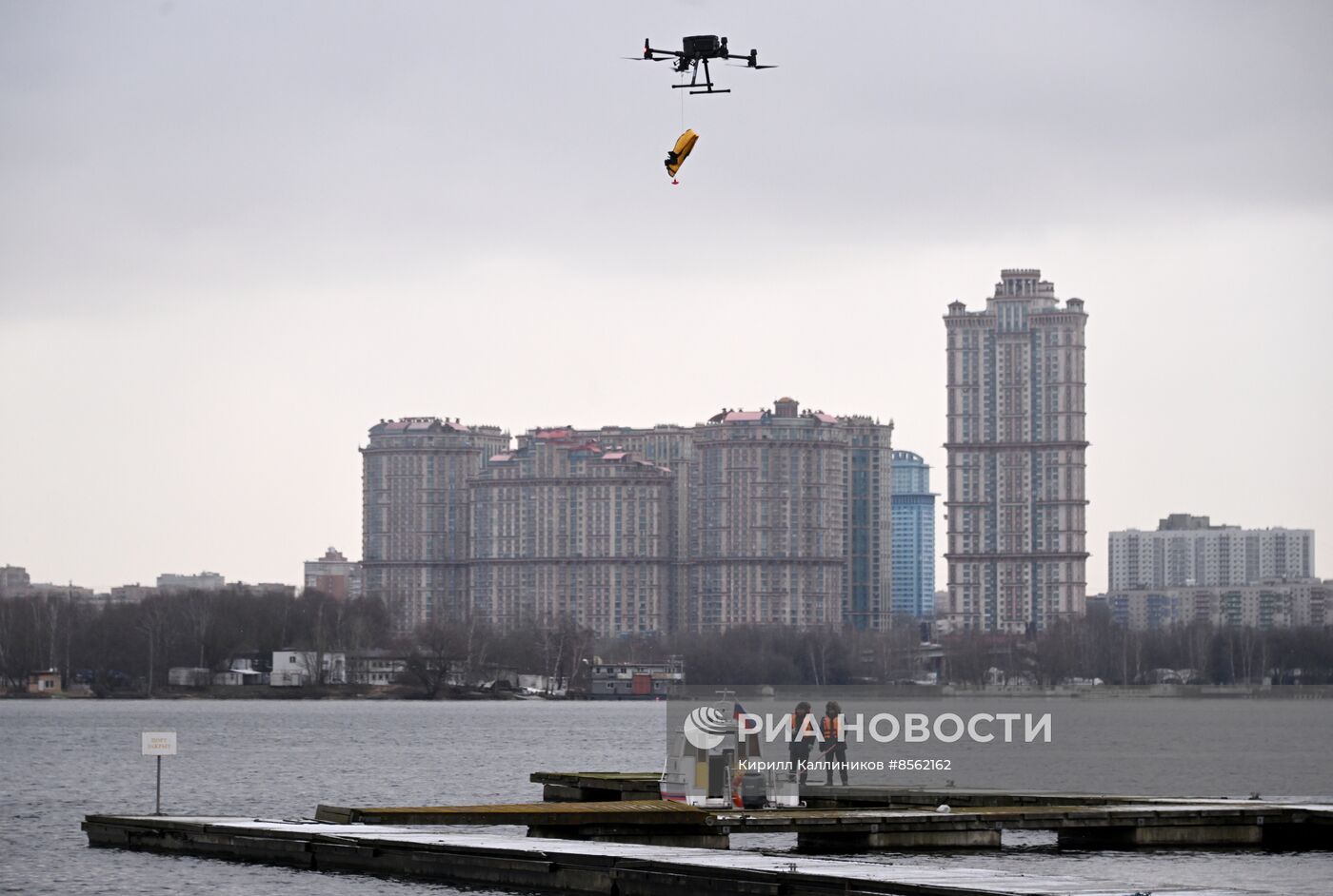 Подготовка спасателей на воде к зимнему сезону