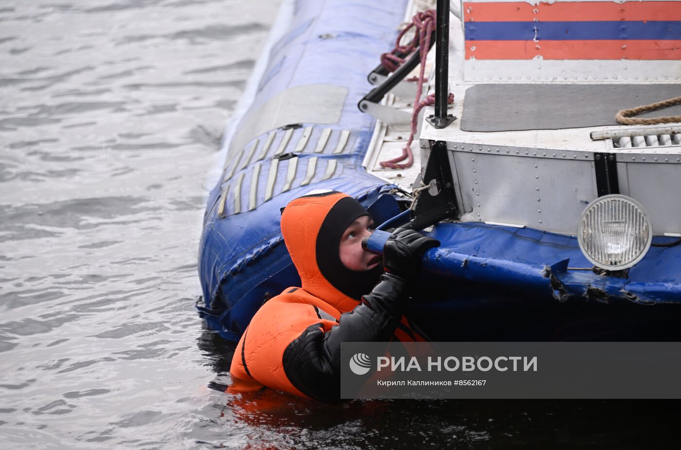 Подготовка спасателей на воде к зимнему сезону