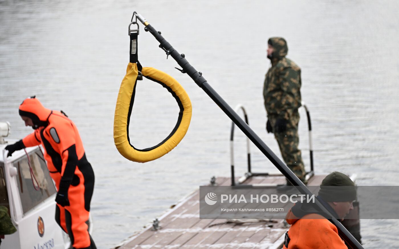 Подготовка спасателей на воде к зимнему сезону