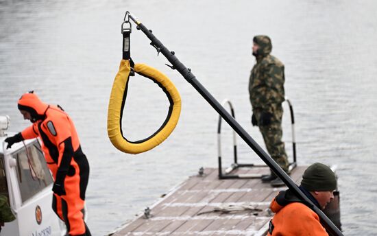 Подготовка спасателей на воде к зимнему сезону