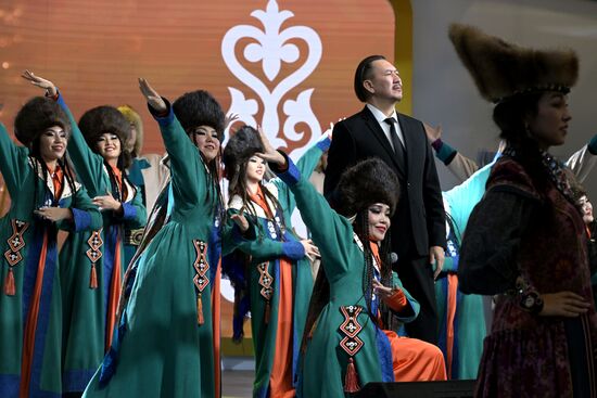 Международная выставка-форум "Россия"
Открытие дня региона – Республика Хакасия, павильон №75 Место: Россия, Москва. Автор: Евгений Биятов/РИА Новости. Выставка "Россия". Республика Хакасия. День региона