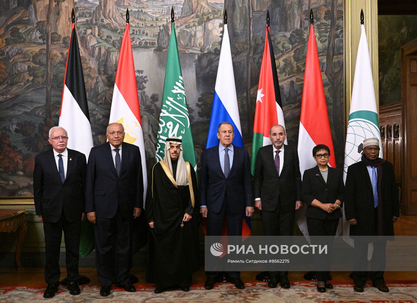 Переговоры главы МИД РФ С. Лаврова с главами дипломатических ведомств ряда стран-членов ОИС и ЛАГ