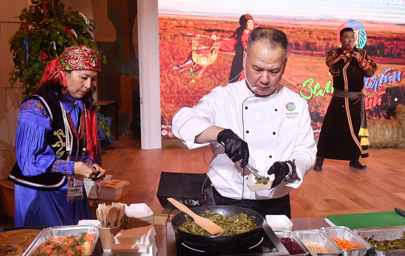 Выставка "Россия". Республика Хакасия. День региона