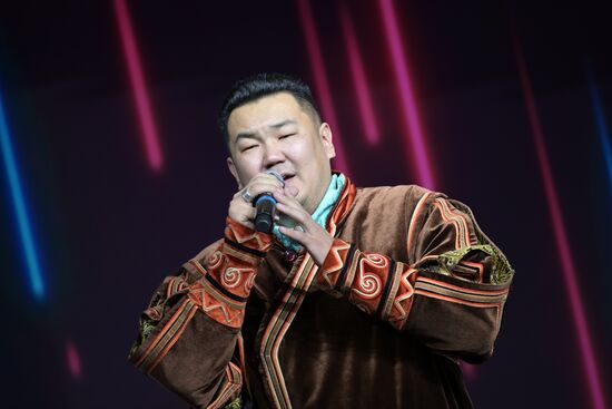 Международная выставка-форум "Россия"
Концертная программа "От ыры в Москве", павильон №75 Место: Россия, Москва. Автор: Евгений Биятов/РИА Новости. Выставка "Россия". Республика Хакасия. День региона