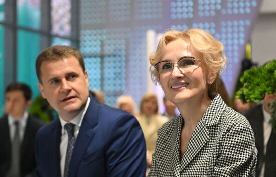 Выставка "Россия". "Второе открытие" экспозиции "Мы - Дальний Восток"