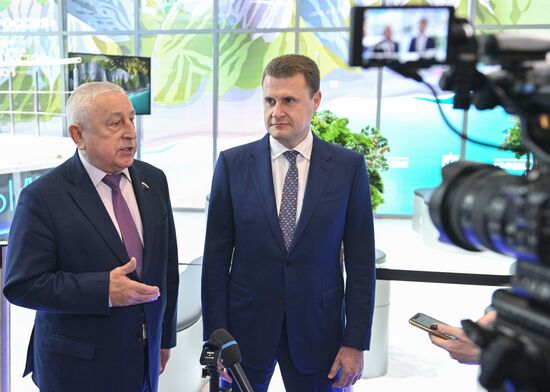 Выставка "Россия". "Второе открытие" экспозиции "Мы - Дальний Восток"