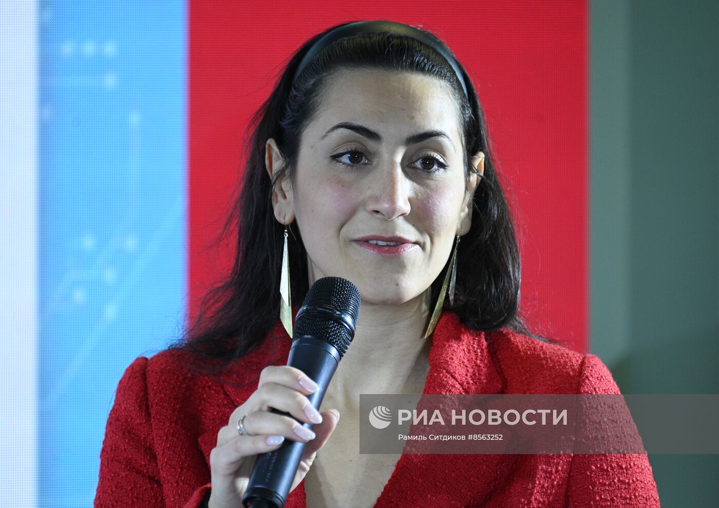 Выставка "Россия". "Бизнес молодых". Фестиваль молодёжного предпринимательства