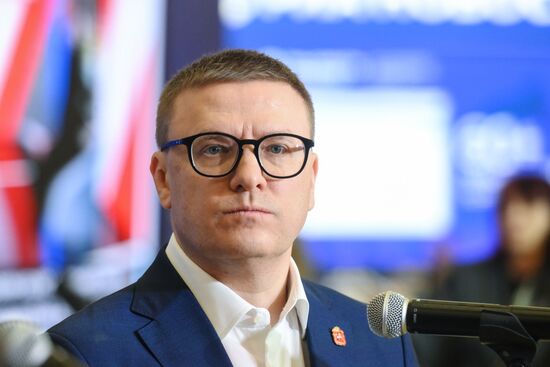 Международная выставка-форум "Россия"
Пресс-подходы
Алексей Текслер, губернатор Челябинской области Место: Россия, Москва. Автор: Илья Питалев/РИА Новости. Выставка "Россия". Челябинская область. День региона