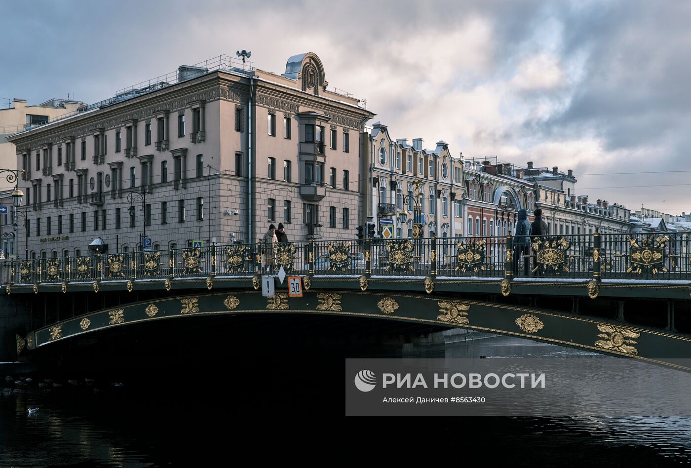 Виды зимнего Петербурга