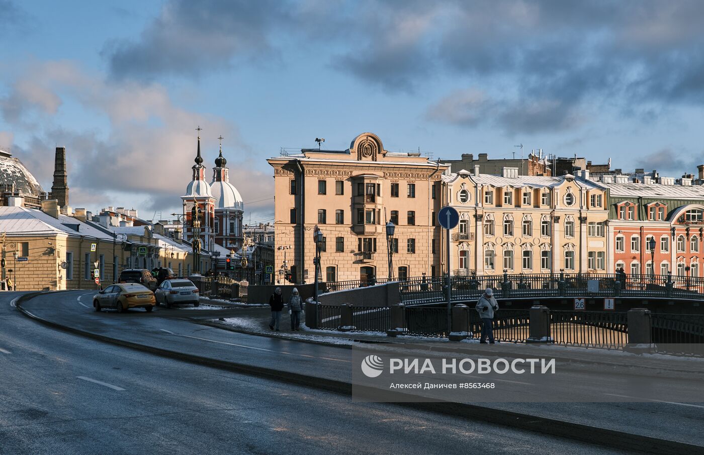 Виды зимнего Петербурга