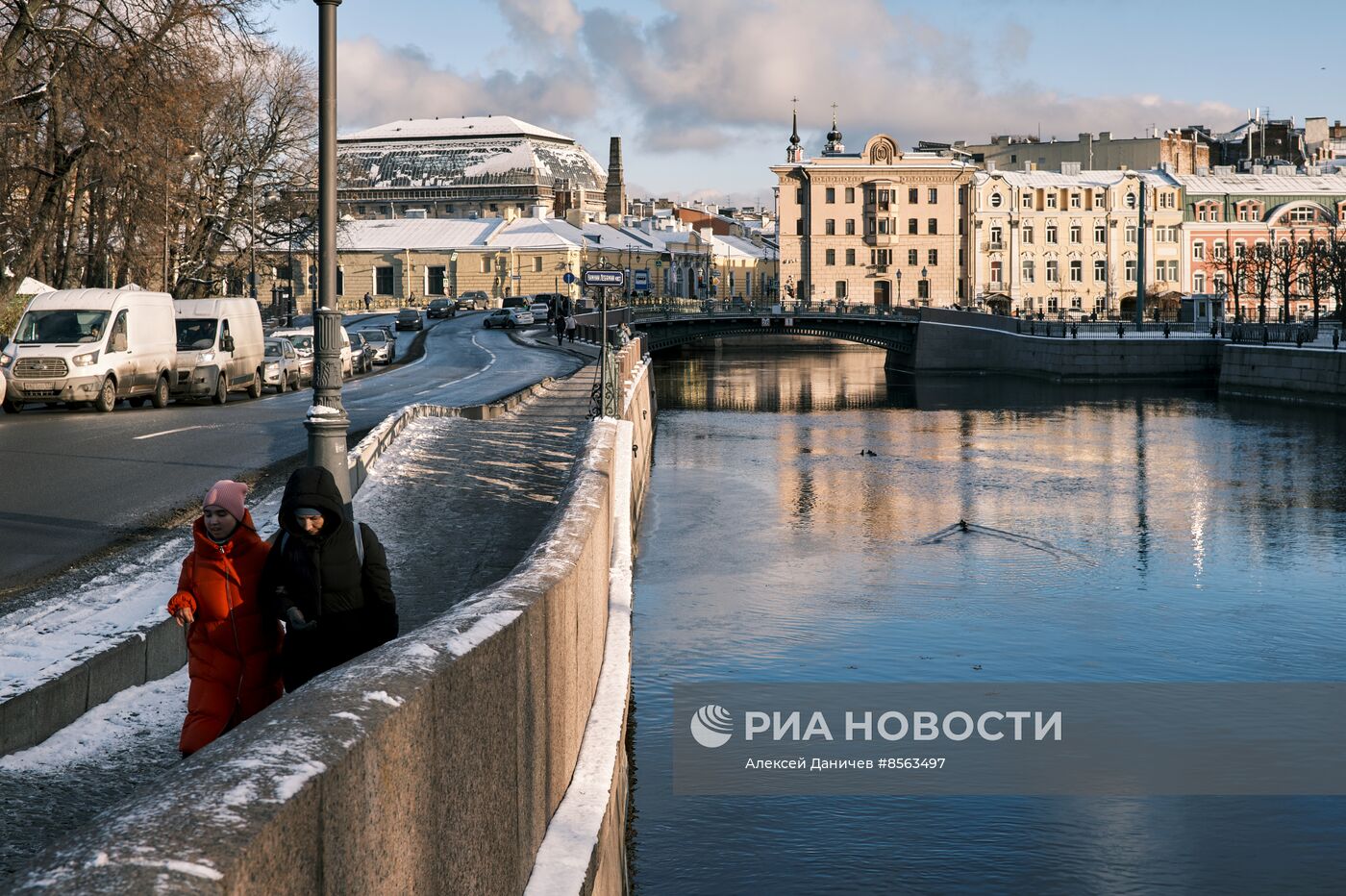 Виды зимнего Петербурга