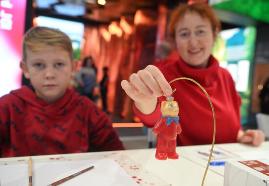 Выставка "Россия". День региона. Ханты-Мансийский автономный округ