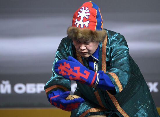 Выставка "Россия". День региона. Ханты-Мансийский автономный округ