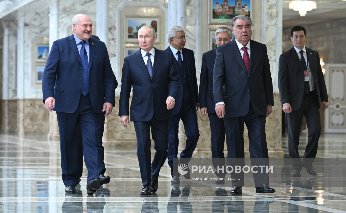 Президент РФ В. Путин принял участие в заседании Совета коллективной безопасности ОДКБ