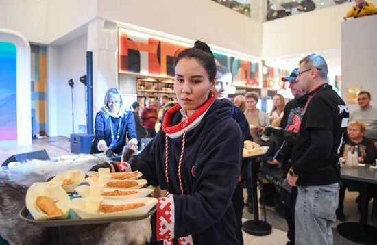 Выставка "Россия" День региона. Ямало-Ненецкий автономный округ