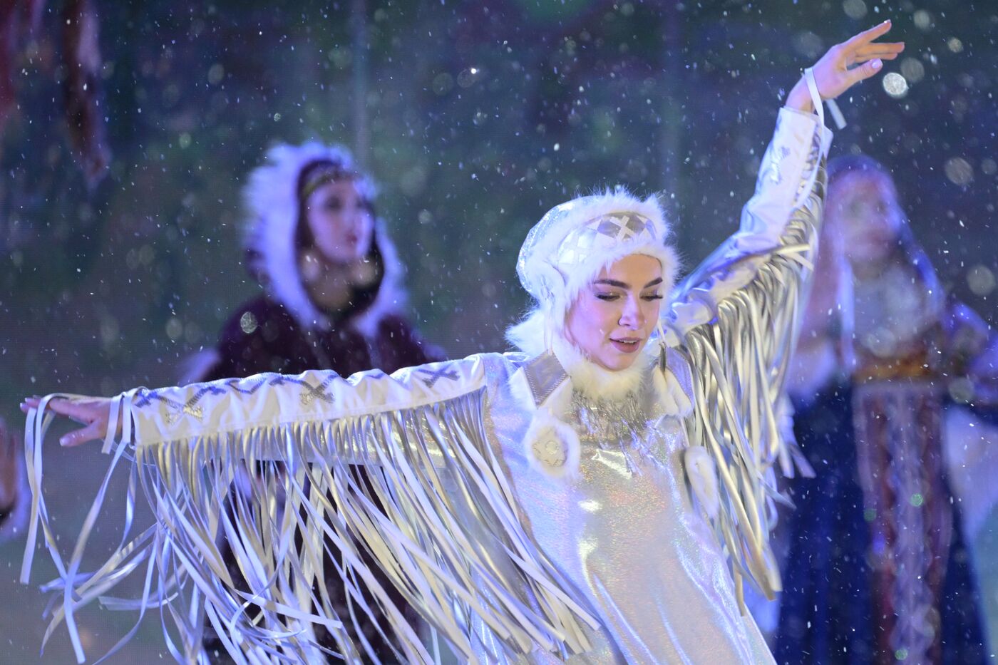 Выставка "Россия". Мультимедийное шоу "Магия Края: путешествие по Югре"