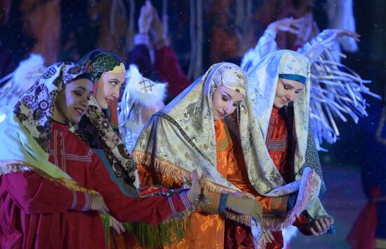 Выставка "Россия". Мультимедийное шоу "Магия Края: путешествие по Югре"