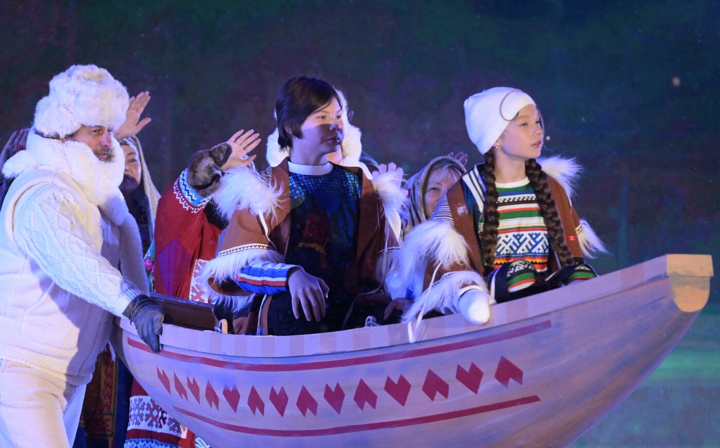 Выставка "Россия". Мультимедийное шоу "Магия Края: путешествие по Югре"