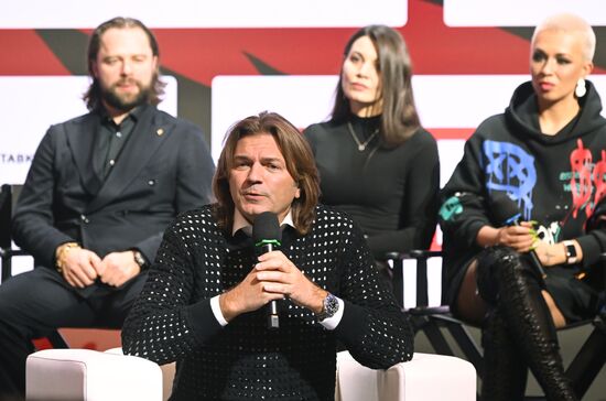 Выставка "Россия". Пресс-бранч шоу-подкаста Д. Маликова