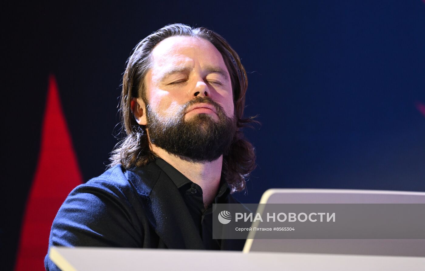 Выставка "Россия". Пресс-бранч шоу-подкаста Д. Маликова