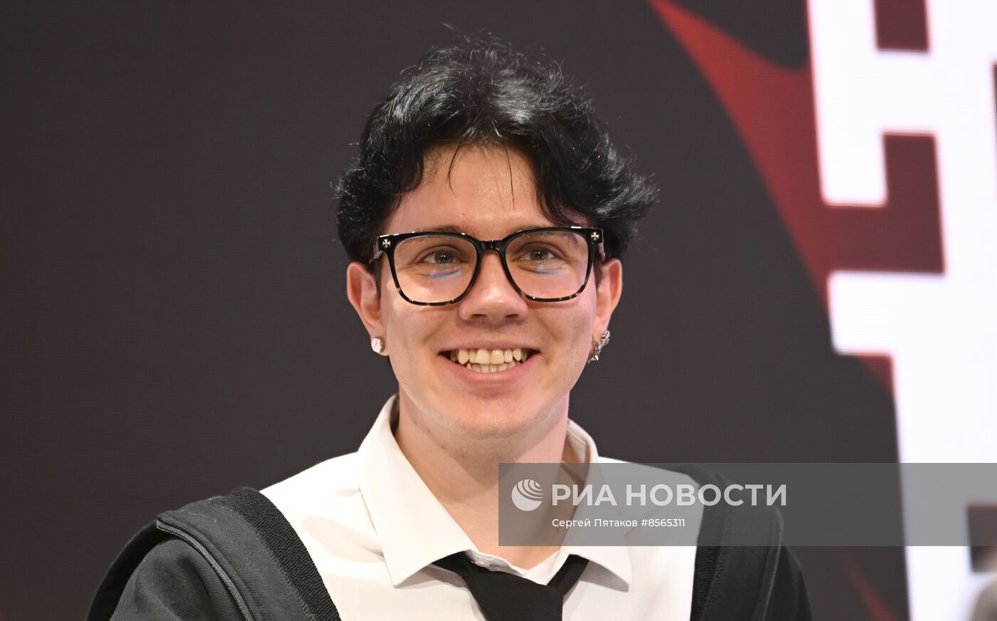Выставка "Россия". Пресс-бранч шоу-подкаста Д. Маликова