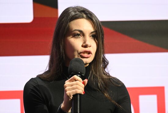 Выставка "Россия". Пресс-бранч шоу-подкаста Д. Маликова