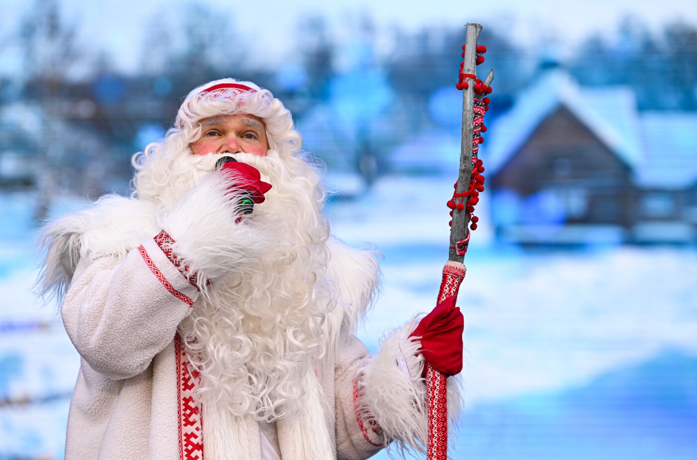 Выставка "Россия". Дни Дедов Морозов народов России: Якшамо Атя