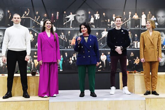 Выставка "Россия". Мастер-класс Надежды Бабкиной