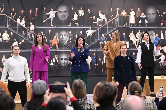 Выставка "Россия". Мастер-класс Надежды Бабкиной