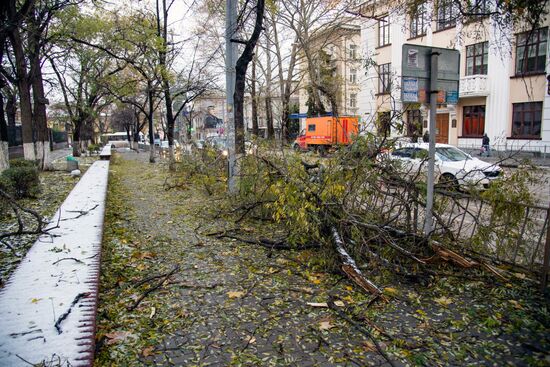 Последствия стихийного бедствия в Крыму 