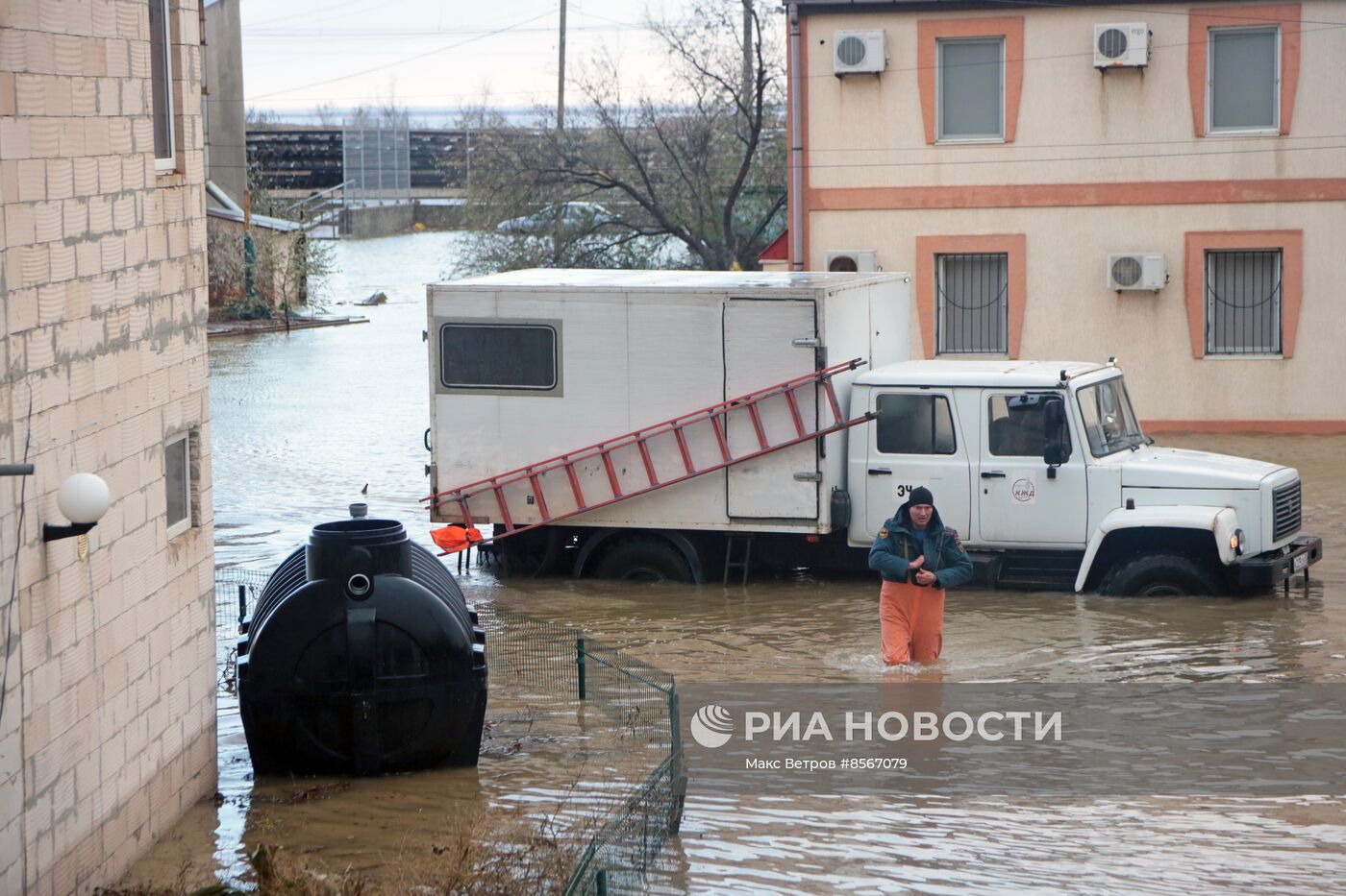 Последствия стихийного бедствия в Крыму 
