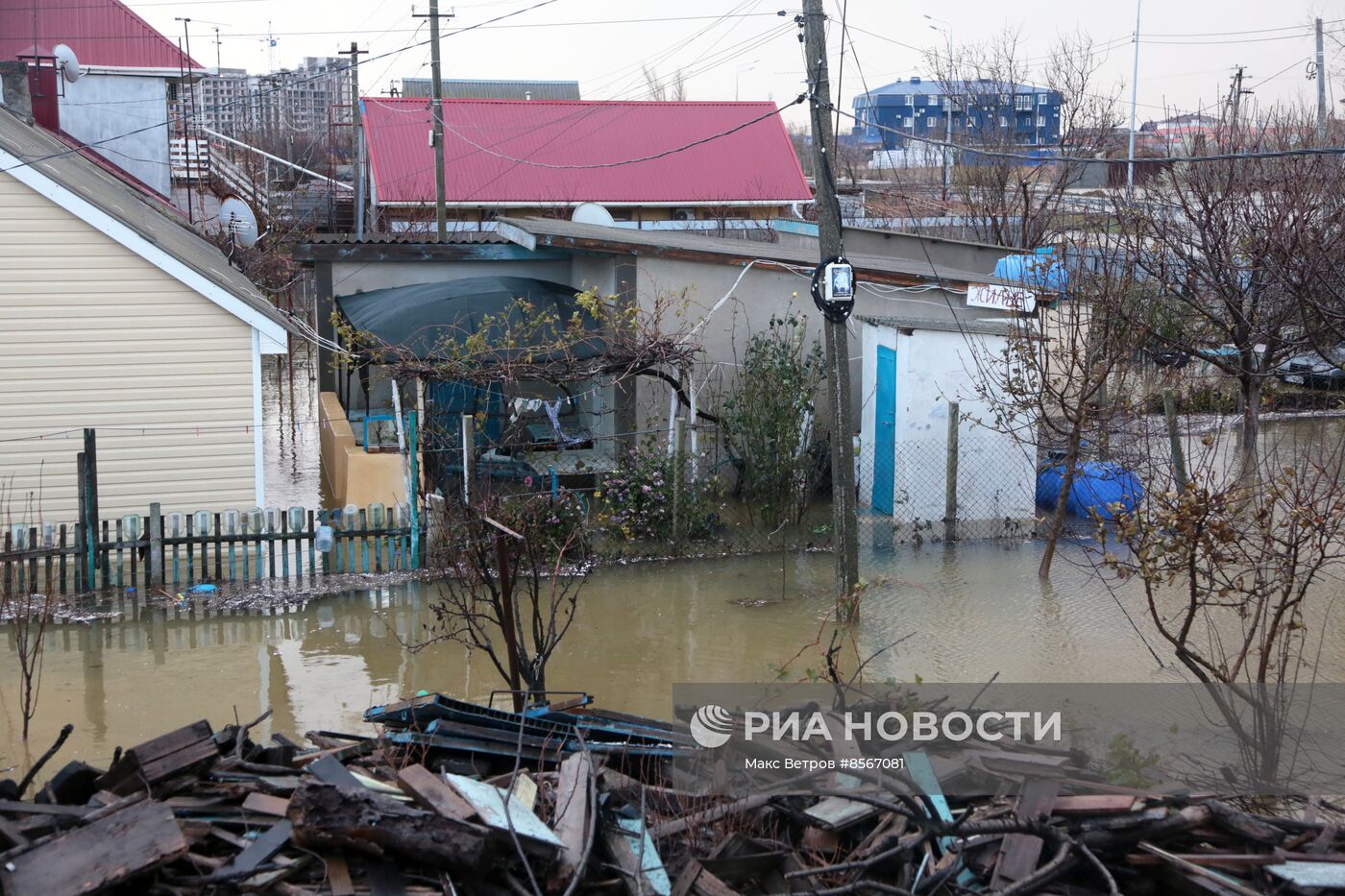 Последствия стихийного бедствия в Крыму