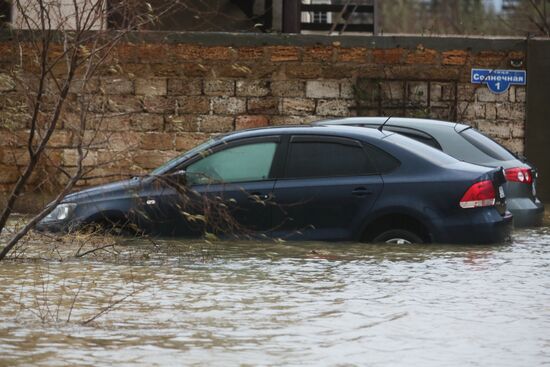 Последствия стихийного бедствия в Крыму 
