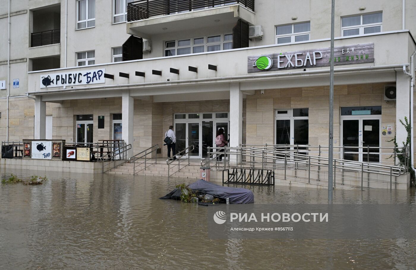 Шторм в Сочи