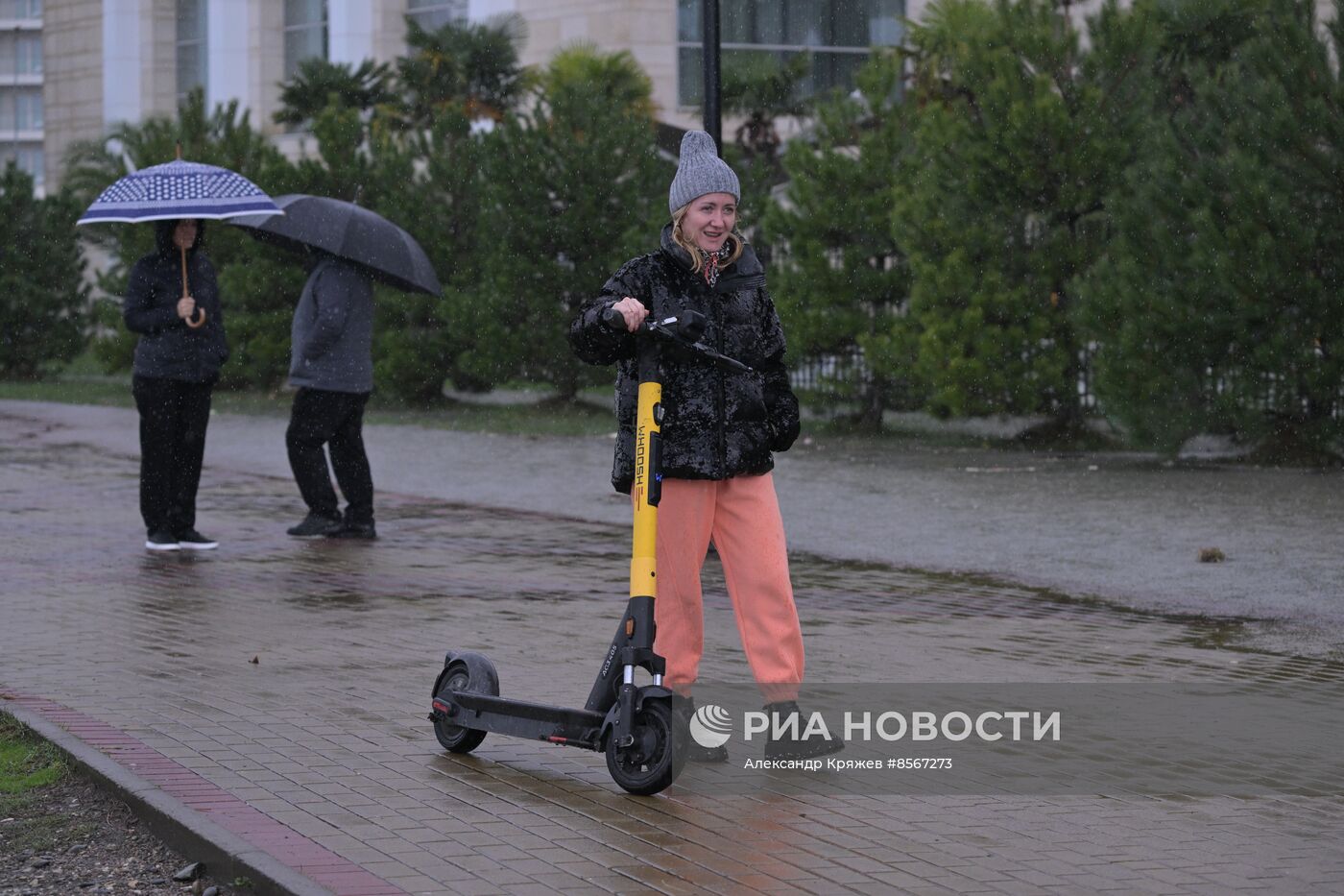 Шторм в Сочи