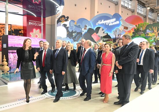 Выставка "Россия". Председатель Госдумы РФ В. Володин и депутаты посетили выставку "Россия" 