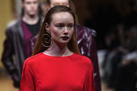 BRICS + Fashion Summit. Большой показ российских брендов одежды