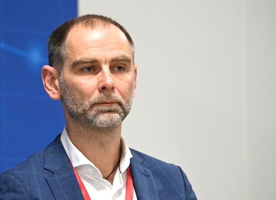 III КМУ-2023. Регион полезной науки: о региональных центрах коммерциализации результатов исследовательской деятельности и компетенций ученых