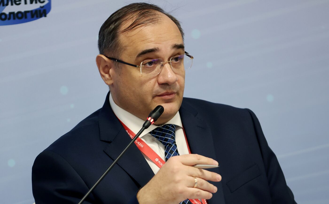 III КМУ-2023. Привлечение иностранной молодежи в российскую науку: новые возможности и апробированные практики