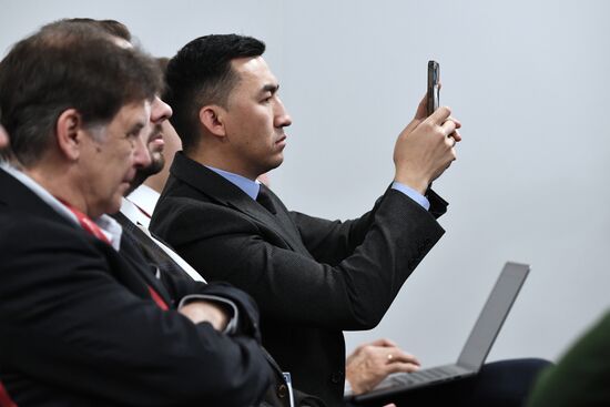 III КМУ-2023. Навстречу 300-летию РАН: будущее, а не прошлое