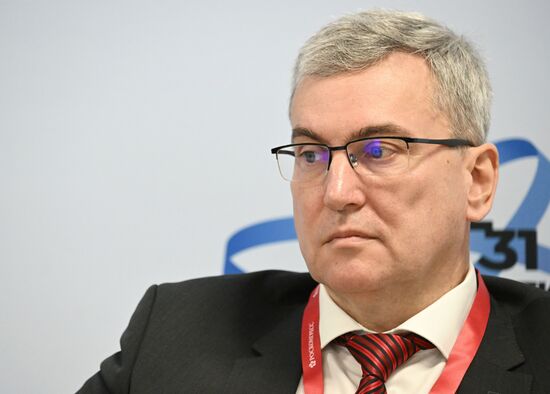 III КМУ-2023. Кто владеет всем? Информационное обеспечение научной политики