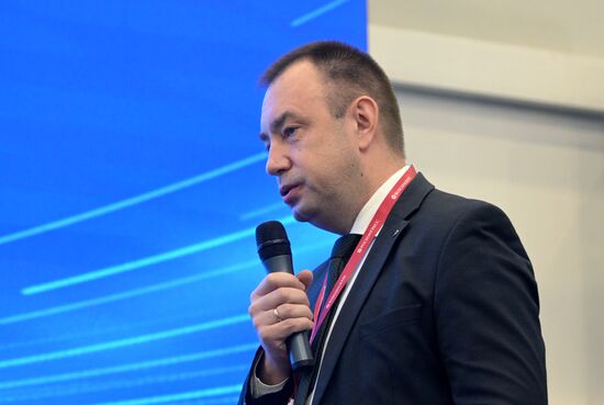 III КМУ-2023. Лекция заместителя генерального директора РНФ