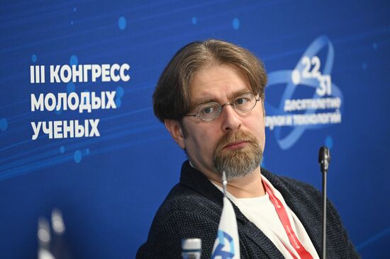 III КМУ-2023. Инструкция к применению: как построить научную карьеру в корпорации