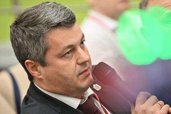 III КМУ-2023. Ямал в меняющейся Арктике: эксперименты для трансфера технологий