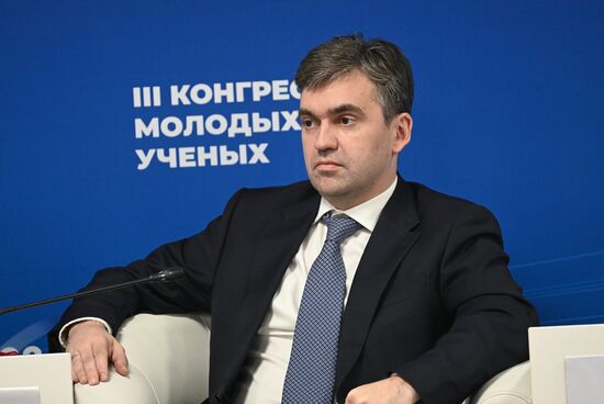 III КМУ-2023. Развитие человеческого капитала со школьной скамьи