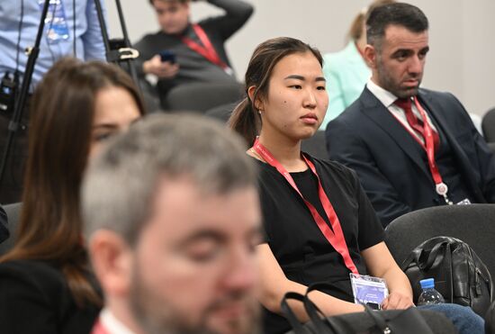 III КМУ-2023. Новые строительные материалы и технологии: роль научных институтов в технологическом лидерстве